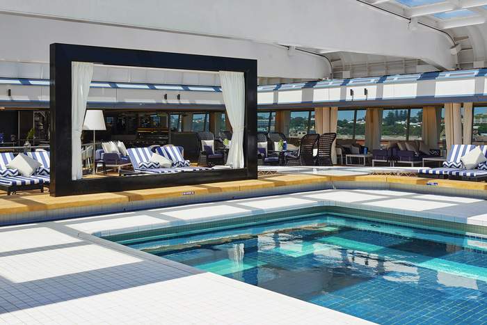 Nicko Cruises Vasco Da Gama Lido Pool.jpg